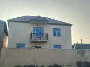 Satılır 5 otaqlı 1.5 m2 həyət evi Ramana
