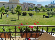 İcarəyə verilir 5 otaqlı 600 m2 həyət evi Nizami m.