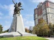 Satılır 3 otaqlı 80 m2 köhnə tikili Gənclik m.