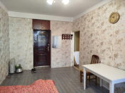 İcarəyə verilir 2 otaqlı 55 m2 köhnə tikili Neftçilər m.