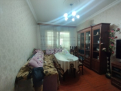 Satılır 4 otaqlı 101 m2 köhnə tikili 4 mkr