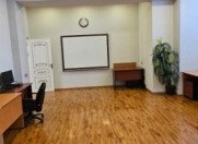 İcarəyə verilir 4 otaqlı 130 m2 ofis Həzi Aslanov m.