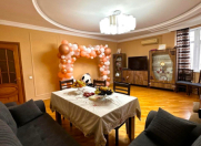 Satılır 3 otaqlı 130 m2 yeni tikili 8 Noyabr m.