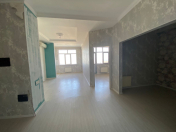 Satılır 1 otaqlı 60 m2 yeni tikili Suraxanı r.