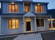 İcarəyə verilir 5 otaqlı 100 m2 həyət evi Qax