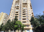 Satılır 3 otaqlı 160 m2 yeni tikili Elmlər Akademiyası m.