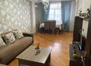 Satılır 3 otaqlı 125 m2 yeni tikili İnşaatçılar m.