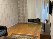 İcarəyə verilir 3 otaqlı 90 m2 yeni tikili 8 Noyabr m.