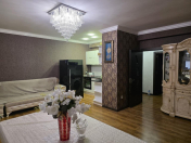 Satılır 3 otaqlı 107 m2 yeni tikili İnşaatçılar m.