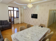 İcarəyə verilir 4 otaqlı 132 m2 yeni tikili Neftçilər m.
