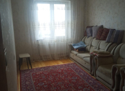 Satılır 4 otaqlı 100 m2 köhnə tikili Xətai r.