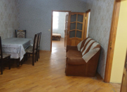 Satılır 2 otaqlı 50 m2 köhnə tikili Memar Əcəmi m.