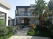 Satılır 5 otaqlı 300 m2 həyət evi Mərdəkan