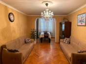 Satılır 3 otaqlı 80 m2 köhnə tikili İzmir parkı