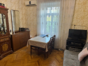 İcarəyə verilir 2 otaqlı 45 m2 köhnə tikili Nəsimi r.