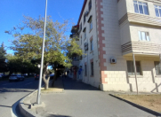 Satılır 2 otaqlı 60 m2 köhnə tikili 8 km