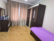 Satılır 4 otaqlı 100 m2 köhnə tikili Şah İsmayıl Xətai m.