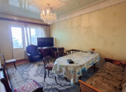 Satılır 4 otaqlı 120 m2 köhnə tikili 8 km