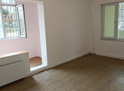 Satılır 2 otaqlı 50 m2 köhnə tikili Qaraçuxur