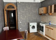 Satılır 3 otaqlı 128 m2 yeni tikili Moskva univermağı