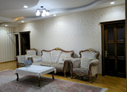 Satılır 3 otaqlı 145 m2 yeni tikili İnşaatçılar m.