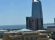 Satılır 4 otaqlı 180 m2 yeni tikili Şah İsmayıl Xətai m.