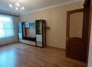 Satılır 2 otaqlı 70 m2 köhnə tikili Nəriman Nərimanov m.