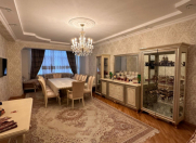 Satılır 4 otaqlı 470000 m2 yeni tikili Nizami m.