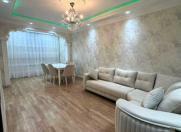 Satılır 3 otaqlı 84 m2 köhnə tikili Zərifə Əliyeva adına park