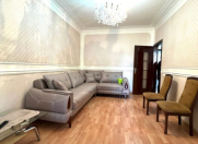 Satılır 3 otaqlı 100 m2 köhnə tikili 8 mkr