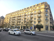 Satılır 3 otaqlı 139 m2 yeni tikili Şah İsmayıl Xətai m.