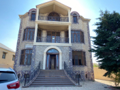 Satılır 6 otaqlı 400 m2 bağ evi Novxanı