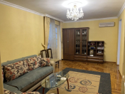 Satılır 3 otaqlı 90 m2 köhnə tikili 20 yanvar m.