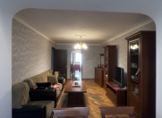 Satılır 3 otaqlı 86 m2 köhnə tikili Gənclik Mall