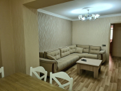 Satılır 3 otaqlı 88 m2 köhnə tikili Elmlər Akademiyası m.