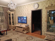 Satılır 4 otaqlı 100 m2 köhnə tikili Qaraçuxur