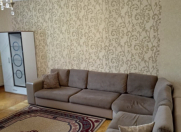 İcarəyə verilir 3 otaqlı 85 m2 köhnə tikili İnşaatçılar m.