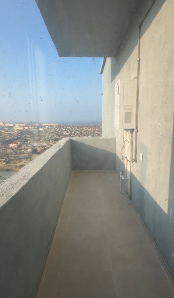 İcarəyə verilir 3 otaqlı 90 m2 yeni tikili Saray