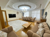 Satılır 4 otaqlı 210 m2 yeni tikili 6 mkr