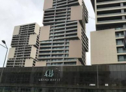 Satılır 2 otaqlı 98 m2 yeni tikili 8 Noyabr m.