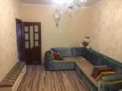 İcarəyə verilir 2 otaqlı 60 m2 köhnə tikili Gənclik m.