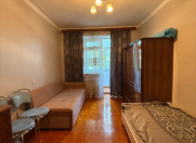 Satılır 2 otaqlı 60 m2 köhnə tikili Nəriman Nərimanov m.