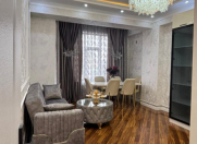 Satılır 3 otaqlı 82 m2 yeni tikili 28 May m.