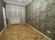 Satılır 4 otaqlı 135 m2 yeni tikili Elmlər Akademiyası m.