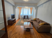 İcarəyə verilir 3 otaqlı 125 m2 yeni tikili 8 Noyabr m.