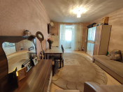 Satılır 1 otaqlı 25 m2 köhnə tikili İnşaatçılar m.