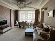 Satılır 4 otaqlı 140 m2 yeni tikili Yeni Yasamal