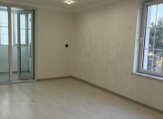 Satılır 1 otaqlı 30 m2 köhnə tikili Elmlər Akademiyası m.