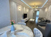 İcarəyə verilir 3 otaqlı 120 m2 köhnə tikili Sahil m.