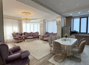 Satılır 3 otaqlı 150 m2 yeni tikili Nəriman Nərimanov m.